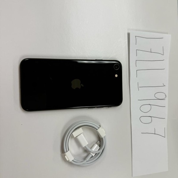 Apple iPhone SE 3rd Gen 2022 - Unlocked, 64 GB, Midnight, A2595