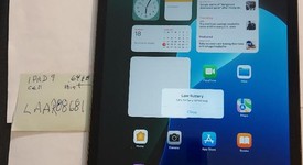 Mint
													Apple iPad 9th Gen - Unlocked, Gray, 64 GB, A2603, photo 2 of 6