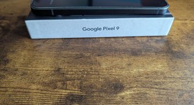 Mint
													Google Pixel 9 - Unlocked, Obsidian, 128 GB, 12 GB, G2YBB, photo 3 of 11