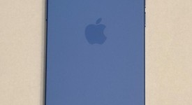 Mint
													Apple iPhone 16 - Unlocked, Ultramarine, 128 GB, A3081, photo 4 of 8