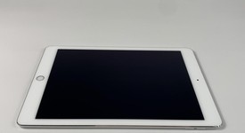 Mint
													Apple iPad Air 2 - Wi-Fi, Silver, 16 GB, photo 2 of 8