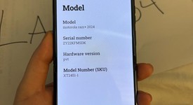 Good
													Motorola Razr Plus (2024) - Unlocked, Green, 256 GB, 12 GB, photo 2 of 9