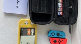 Mint
													Nintendo Switch Lite - Yellow, photo 1 of 10