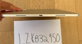Good
													Apple iPad Pro 12.9" 6th Gen 2022 - Wi-Fi, Silver, 128 GB, photo 5 of 7