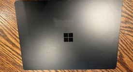 Good
													Microsoft Surface Laptop 3 - I7, Black, 256 GB, 16 GB, 13.5", photo 2 of 9
