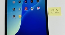 Good
													Apple iPad Pro 11" 2nd Gen 2020 - Unlocked, Silver, 256 GB, A2068, photo 1 of 8