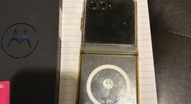 Good
													Motorola Razr (2024) - T-Mobile, Gray, 256 GB, 8 GB, photo 5 of 8