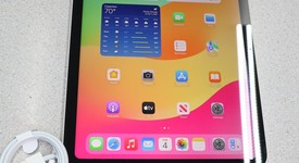 Mint
													Apple iPad 10th Gen - Wi-Fi, Silver, 64 GB, A2696, photo 6 of 6