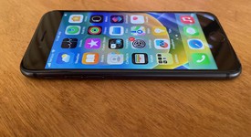 Mint
													Apple iPhone 8 - Verizon, Gray, 64 GB, A1863, photo 2 of 5