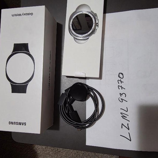 Samsung Galaxy Watch8 Classic - Wi-Fi, White, SM-L500, 46mm