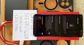 Mint
													OnePlus 13 - Unlocked, Black Eclipse, 512 GB, 16 GB, photo 4 of 22