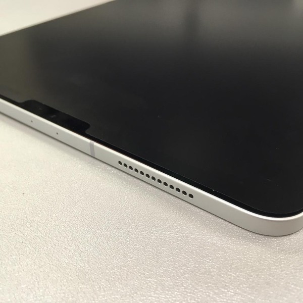 Apple iPad Pro 11 inch 2018 - Unlocked, 256 GB, Silver, A2013