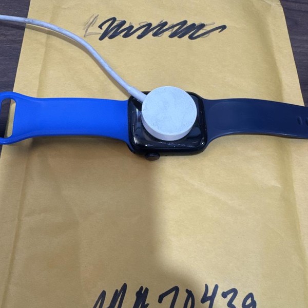 Apple Watch Series 9 45mm - Unlocked, Midnight, A2984 - Cellular, Aluminum