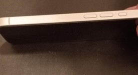 Mint
													Apple iPhone 16e - Boost, White, 128 GB, A3212, photo 4 of 6