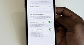 Mint
													Apple iPhone 11 - Unlocked, White, 64 GB, A2111, photo 5 of 15