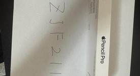 New
													Apple Pencil Pro, photo 2 of 4