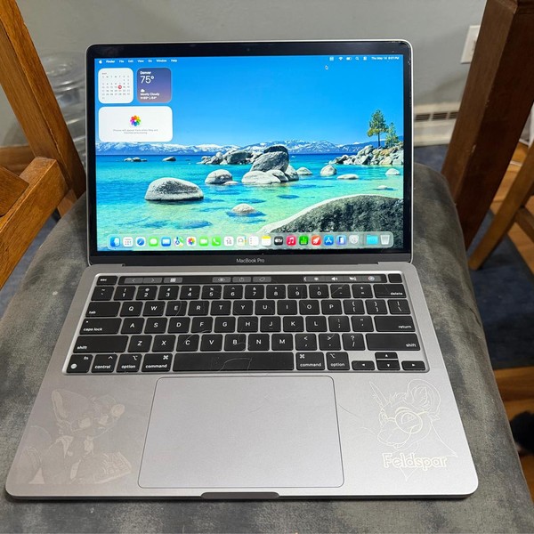 MacBook Pro 2020 - 13 inch - 1 TB, Gray, 16 GB, Apple M1