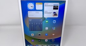 Good
													Apple iPad Pro 12.9" 1st Gen 2015 - Unlocked, Gold, 128 GB, A1652, 1st Gen 2015, photo 1 of 6