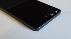 Mint
													Samsung Galaxy Z Flip7 - Unlocked, Jet Black, 512 GB, 12 GB, SM-F766U1, photo 2 of 7