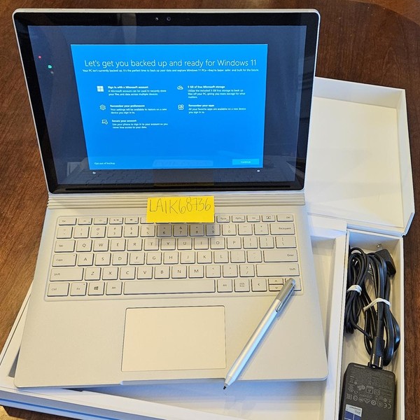 Microsoft Surface Book - 1 TB, Silver, 16 GB