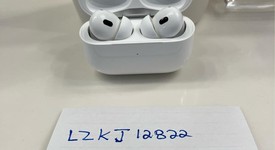 Used
													Apple AirPods Pro 2 - USB-C, photo 3 of 4