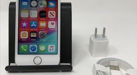 Good
													Apple iPhone SE 1st Gen 2016 - Verizon Prepaid, Silver, 32 GB, A1662, photo 2 of 3