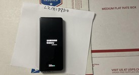 Good
													Samsung Galaxy Z Fold4 5G - Verizon, Black, 256 GB, 12 GB, SM-F936U, photo 2 of 13