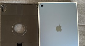 Mint
													Apple iPad Air 5th Gen - Unlocked, Blue, 64 GB, A2589, photo 3 of 14