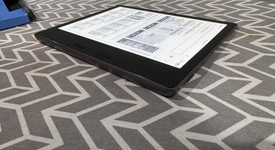 Mint
													Amazon Kindle Oasis 10th Gen - Gray, 8 GB, WiFi Only, photo 5 of 10