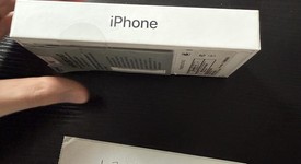 New
													Apple iPhone SE 3rd Gen 2022 - Cricket, Midnight, 64 GB, A2595, photo 5 of 6