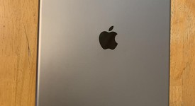 Good
													Apple iPad Pro 12.9" 1st Gen 2015 - AT&T, Gray, 128 GB, A1652, 1st Gen 2015, photo 3 of 7