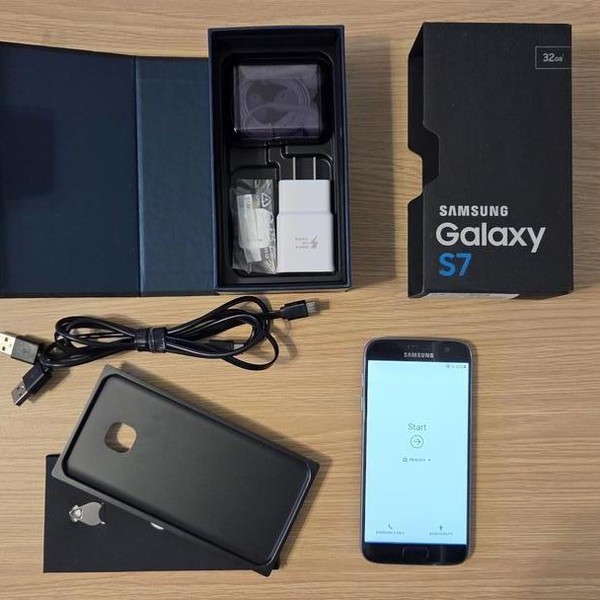 Samsung Galaxy S7 - Verizon, 32 GB, Black, SM-G930V