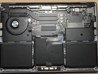MacBook Pro 2017 (No Touch Bar) - 13"