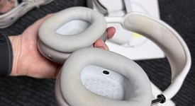 Used
													Apple AirPods Max - Silver, photo 5 of 6