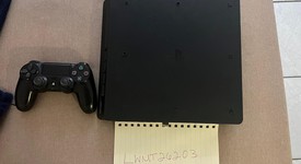Mint
													PlayStation 4 Slim - Black, 500 GB, photo 1 of 9