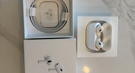 Used
													Apple AirPods Pro 2nd Gen - Lightning, photo 3 of 5