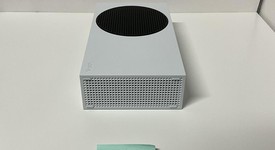 Mint
													Xbox Series S (2020) - White, 512 GB, photo 2 of 4