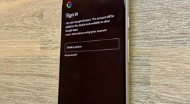 Mint
													Google Pixel 8 - Unlocked, Rose, 128 GB, 8 GB, G9BQD, Sub-6 5G, photo 3 of 14