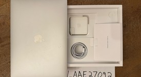 Mint
													MacBook Pro 2020 - 13" - I5, Silver, 1 TB, 32 GB, photo 2 of 9