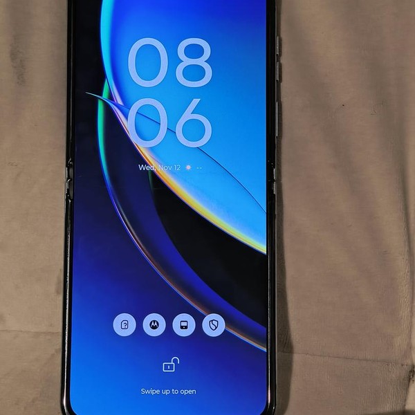 Motorola Razr Plus (2023) - Unlocked, Black, 256 GB, 8 GB