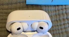 Used
													Apple AirPods Pro 2 - USB-C, photo 3 of 3