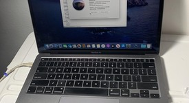 Good
													MacBook Air 2020 - 13" - I5, Gray, 256 GB, 8 GB, photo 1 of 12