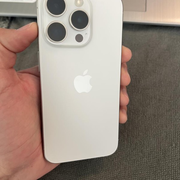 Apple iPhone 15 Pro - Unlocked, 256 GB, White, A2848