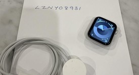 Mint
													Apple Watch Series 4 40mm - Silver, A1977 - GPS, Aluminum, photo 2 of 6