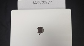 Good
													MacBook Air 2025 (M4) - 15" - Apple M4, Silver, 256 GB, 16 GB, photo 5 of 6