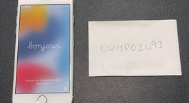 Good
													Apple iPhone 7 - Unlocked, Silver, 32 GB, A1660, photo 1 of 4