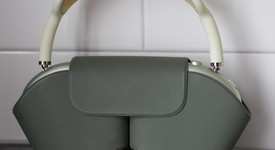 Used
													Apple AirPods Max - Green, photo 1 of 6