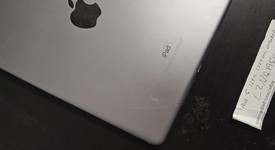 Fair
													Apple iPad 5th Gen - Unlocked, Gray, 128 GB, A1823, photo 5 of 14