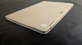 Fair
													Asus Chromebook Flip C302 - Silver, 64 GB, 4 GB, photo 4 of 9