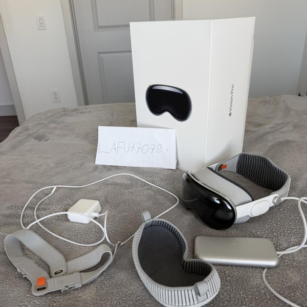 Apple Vision Pro - 256 GB